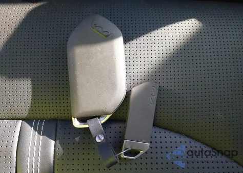 2025 Kia K5 Gt-Line из США, поврежденный, VIN KNAG64J7XS5347919